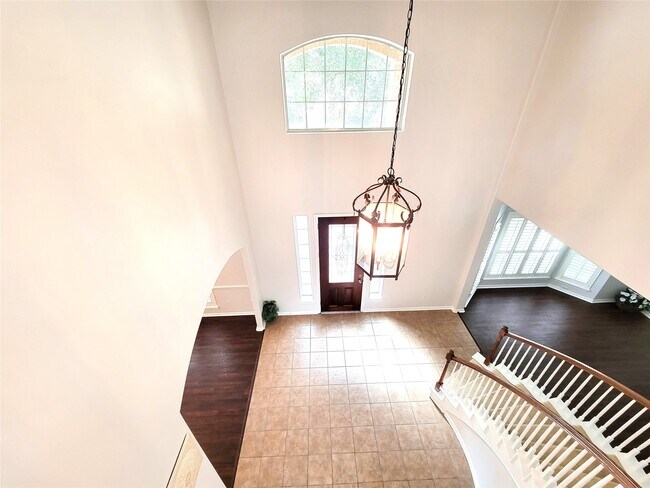 Building Photo - 17715 Laguna Trail Dr