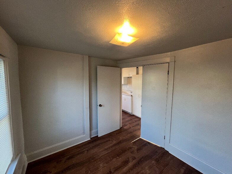 Building Photo - 232 Leavens Ave
