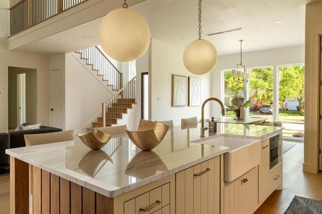 Building Photo - 3815 Dunhaven Rd