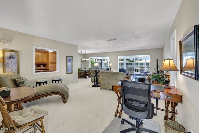 Building Photo - 386 Harbour Dr
