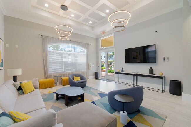 Building Photo - 9901 Baywinds Blvd