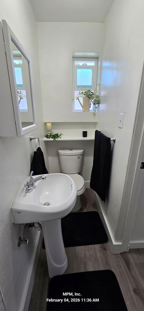 Building Photo - 830 16th St