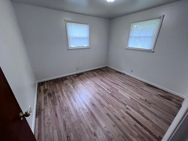 Building Photo - 134 Campbell Pl
