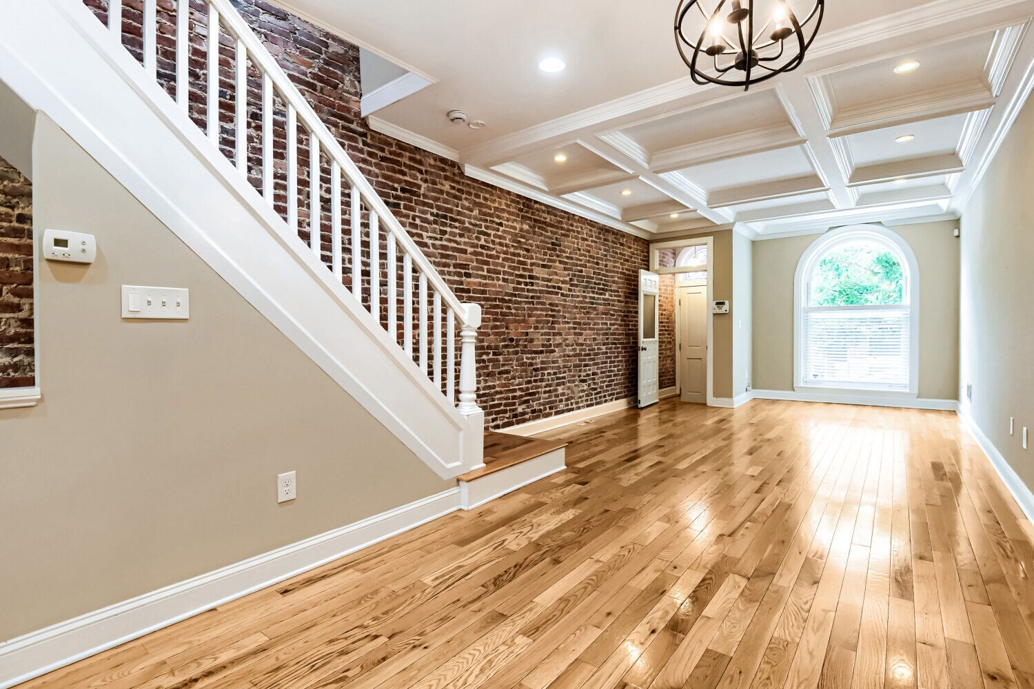 Living Room/Dining Room - 331 S East Ave