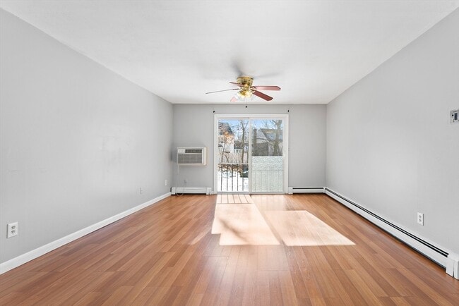 Building Photo - 82 Boylston Ln