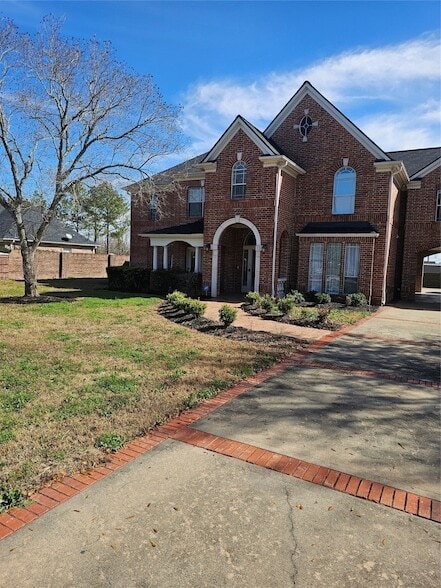 Primary Photo - 1211 Lark Ln