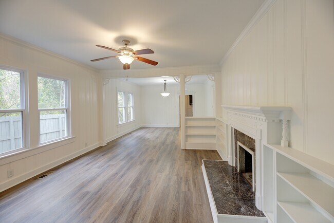 Building Photo - 65 Nason St