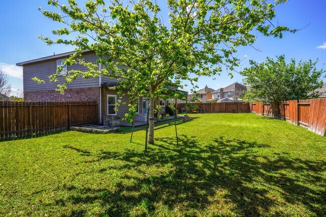 Building Photo - 13802 Dunhurst Ln