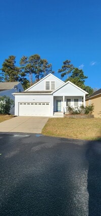 Building Photo - 104 Landing Trail