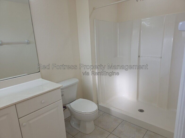 Building Photo - 4519 SW 7th Pl