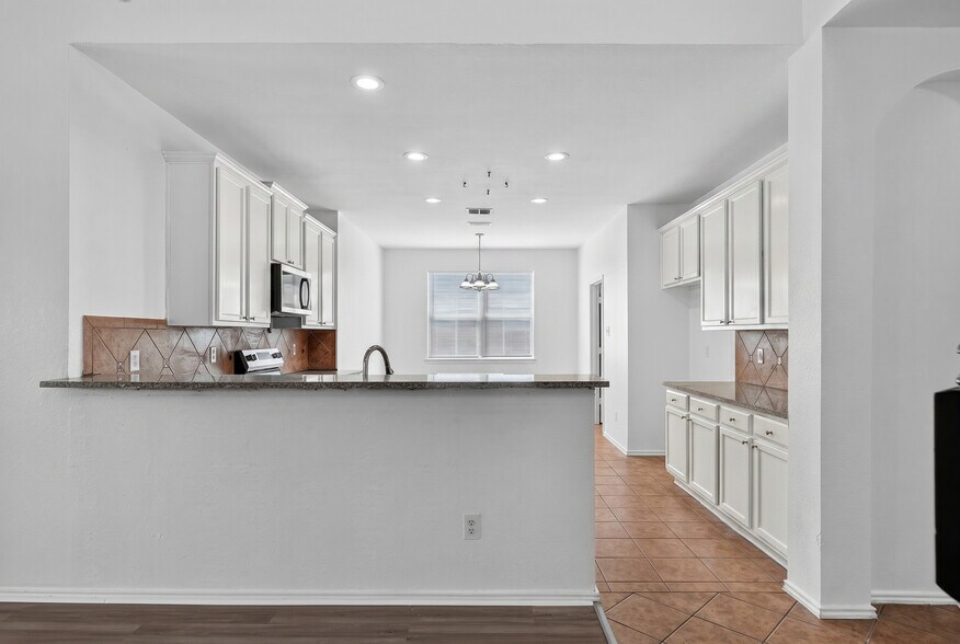 Building Photo - 1009 Youkum Ct