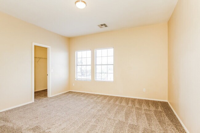 Building Photo - 16115 N 168th Ave