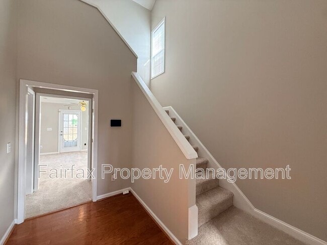 Building Photo - 2508 Lilymount Dr