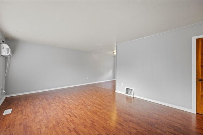 Building Photo - 1405/1407 Marshall Ave.