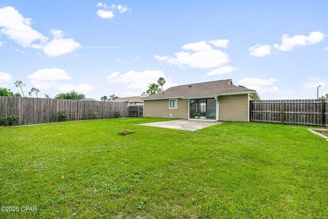 Building Photo - 7750 Betty Louise Dr
