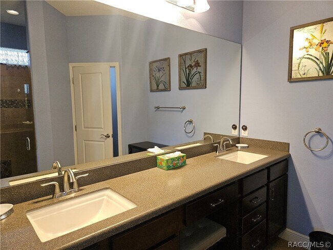 Building Photo - 2353 N Mia Point