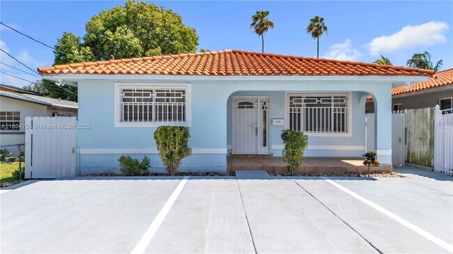 Building Photo - 7172 SW 22nd St