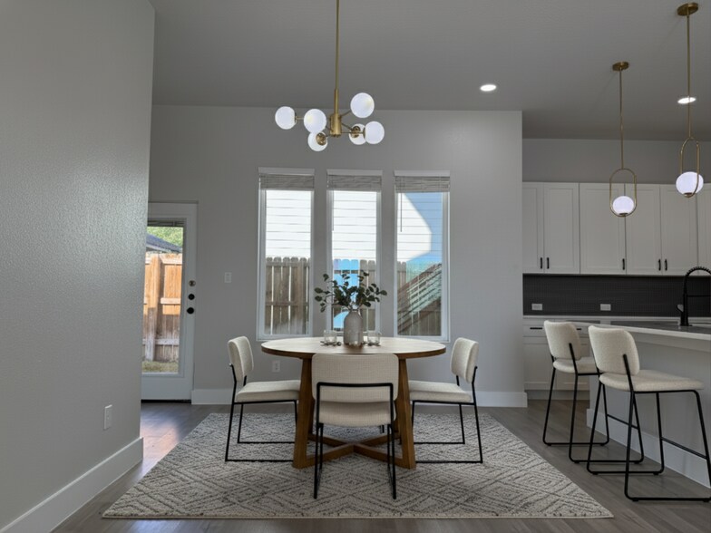 Virtually Staged - 343 Porter St