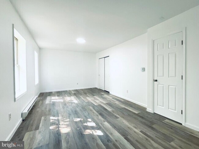 Building Photo - 1226 Country Pl Dr