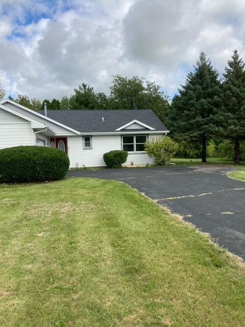 Building Photo - N5968 Lakeview Dr