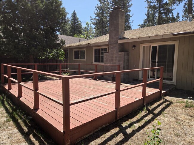 Building Photo - Unfurnished three bedroom house in Al Tahoe