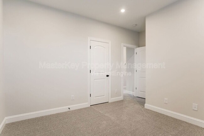 Building Photo - 360 Murray Grey Ln