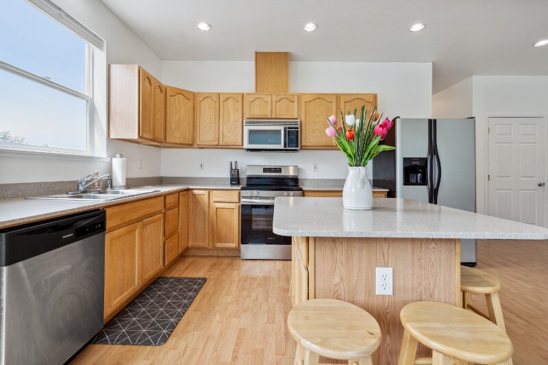 Building Photo - 228 Jensen Rd