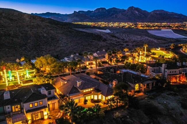 Building Photo - 2258 Green Mountain Ct