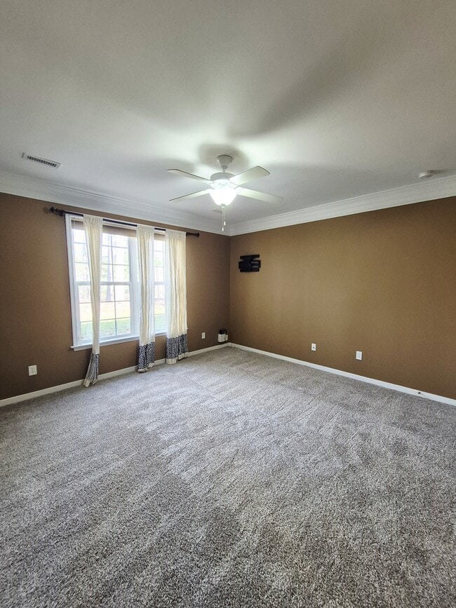 Building Photo - 1563 Providence Knoll Dr