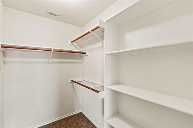 Building Photo - 354 Camelia Pkwy
