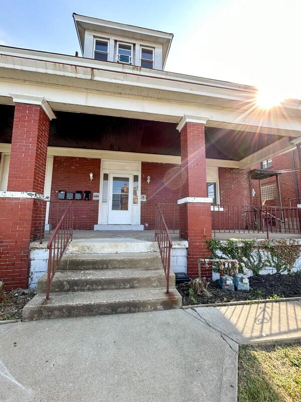 Building Photo - 1404 Wareman Ave