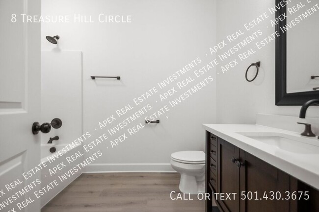 Building Photo - 8 Treasure Hill Cir