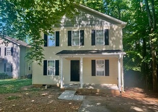 Building Photo - Faber2518 in Charlotte’s Ponderosa - Wingate neighborhood is a 4-bedroom, 2-bath home