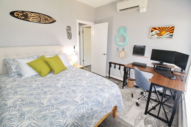 Building Photo - Newly Renovated from Floor to Ceiling and ...