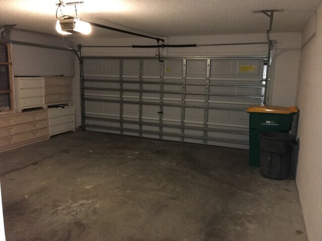 Building Photo - Raintree Park-3153 Fairfield Dr Kissimmee,...
