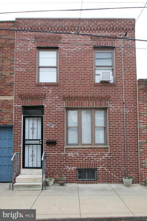 Building Photo - 716 Manton St