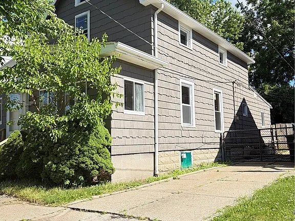 Building Photo - 11731 Arden Ave