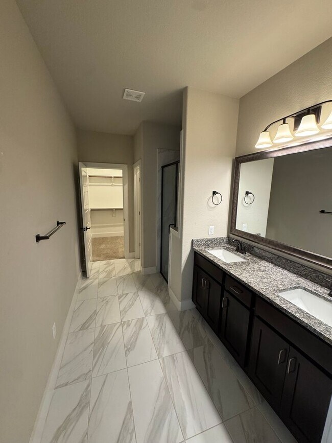 Building Photo - COMING SOON 3/2/2 - GREAT NEIGHBORHOOD - GODLEY ISD