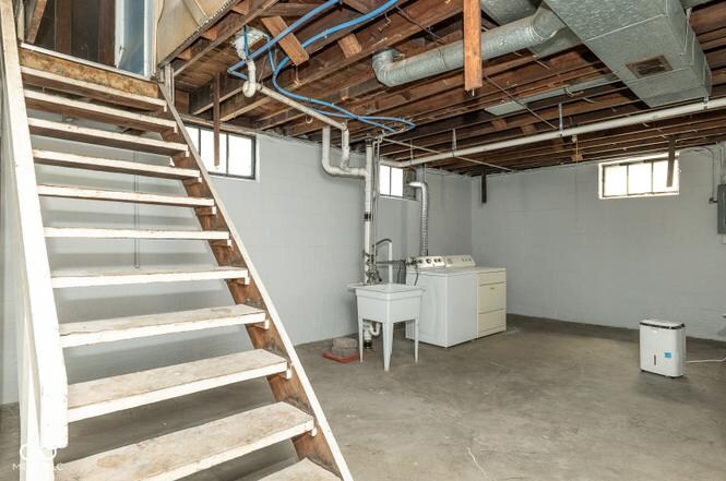 Building Photo - 5309 Hill St