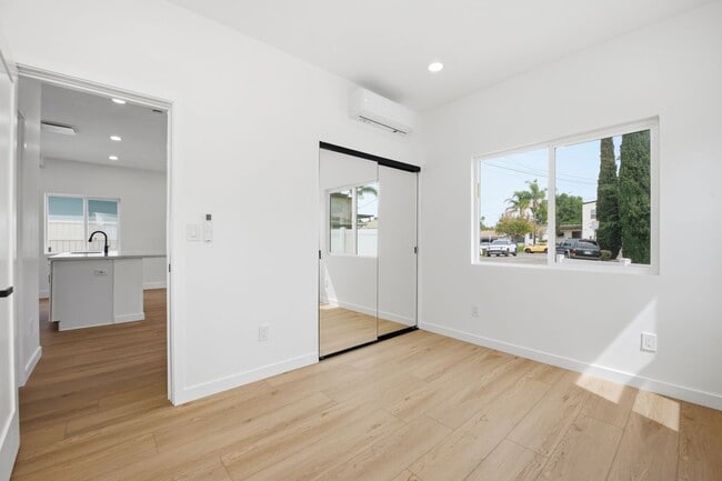 Building Photo - Brand new!