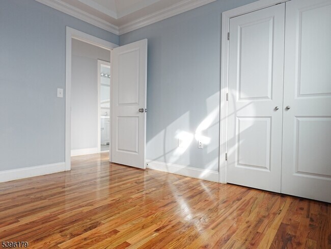 Building Photo - 57 N 15th St