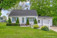 Building Photo - "Charming 3-Bedroom Lakehouse retreat with Spacious 2128 Sq Ft Layout in Hastings, MI!"