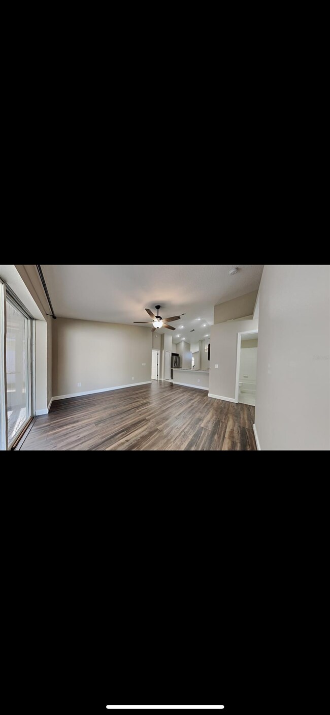 Building Photo - 30831 Midtown Ct