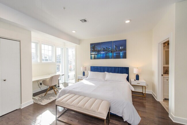 Building Photo - 1608 52nd St