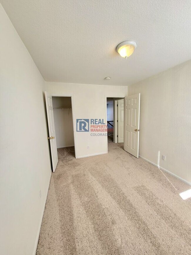 Building Photo - 4759 Waldenwood Dr