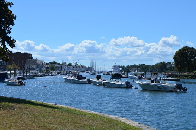 Building Photo - 88 5 Mile River Rd