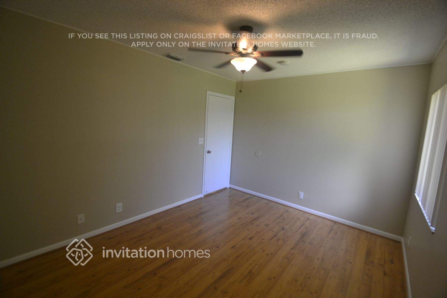 Building Photo - 5463 NW 58th Terrace
