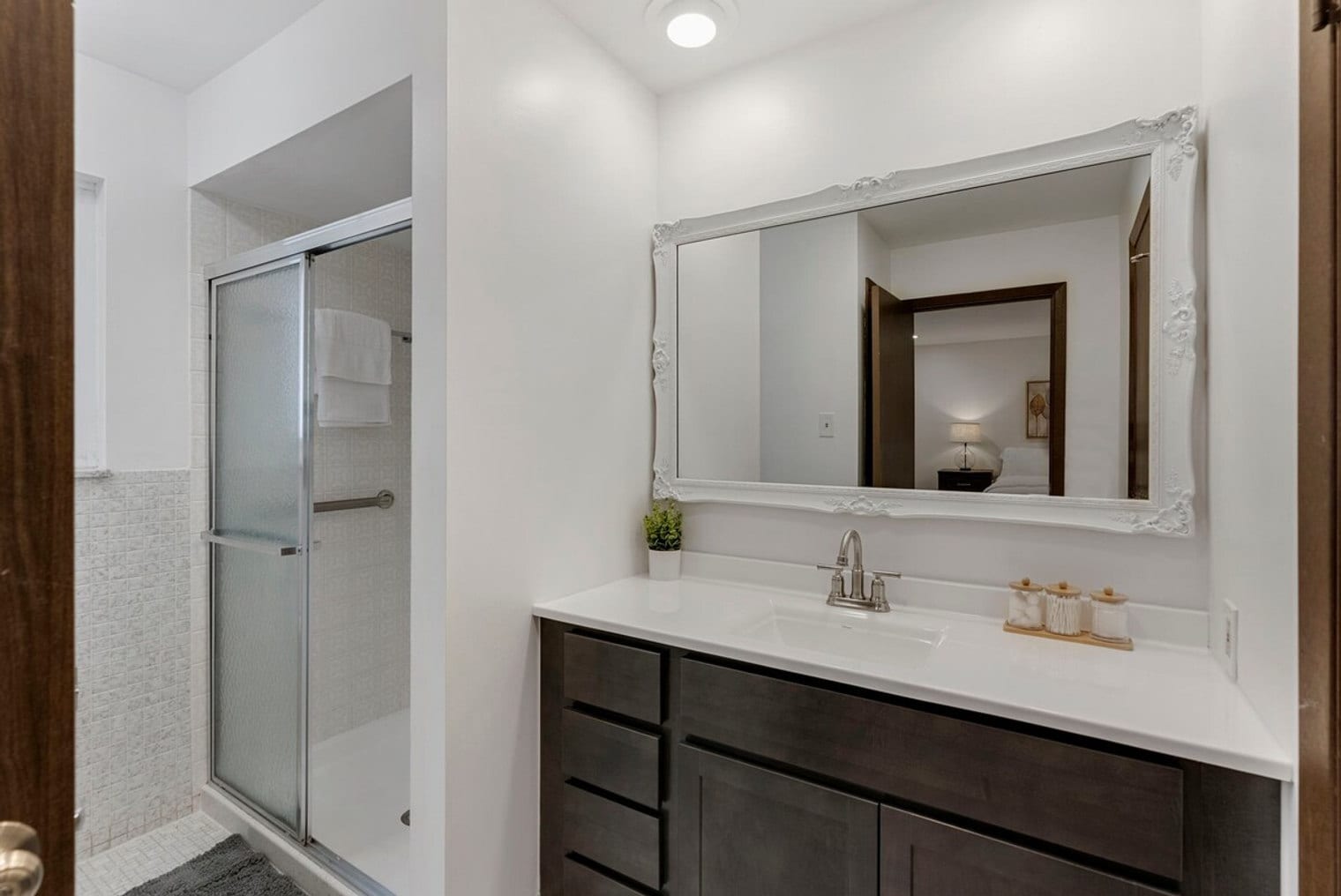 Building Photo - 1010 Providence Rd