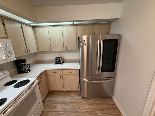 Building Photo - 11049 SE 174th Loop