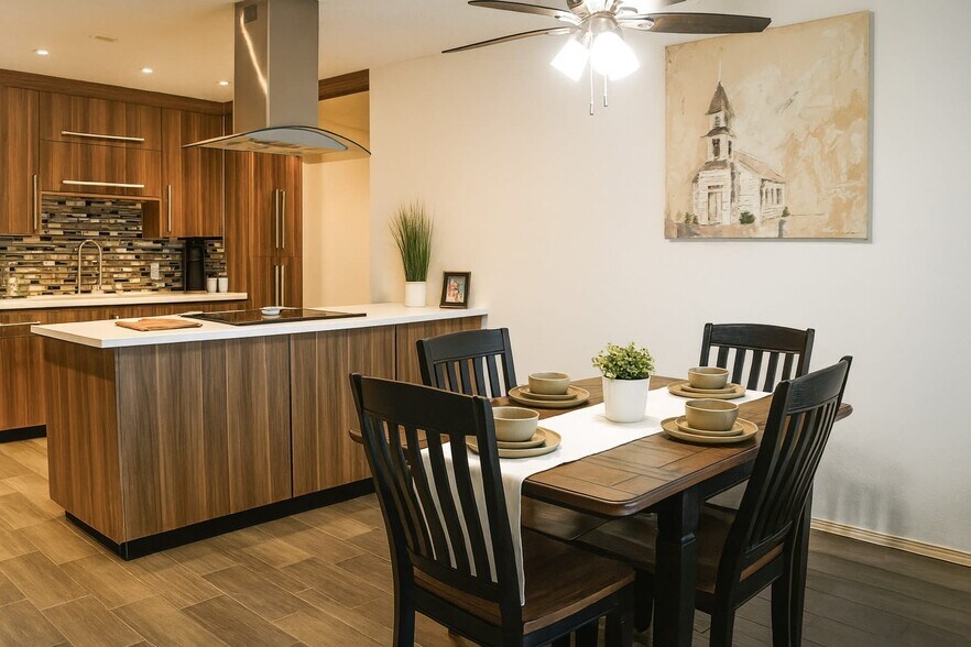 Primary Photo - 3108 Highland Park Ave